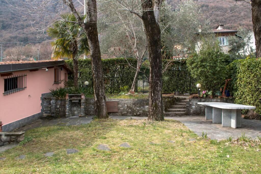 Como Lakeside Cottage - Lakefront Private Garden With Private Access To The Lake Onno Zewnętrze zdjęcie
