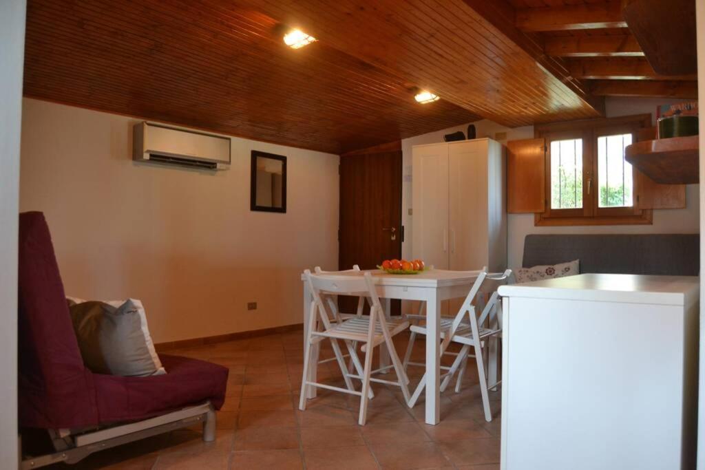 Como Lakeside Cottage - Lakefront Private Garden With Private Access To The Lake Onno Zewnętrze zdjęcie