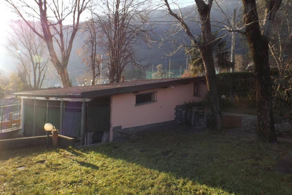 Como Lakeside Cottage - Lakefront Private Garden With Private Access To The Lake Onno Zewnętrze zdjęcie