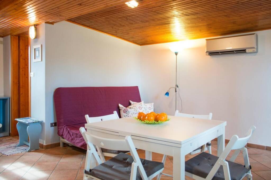 Como Lakeside Cottage - Lakefront Private Garden With Private Access To The Lake Onno Zewnętrze zdjęcie